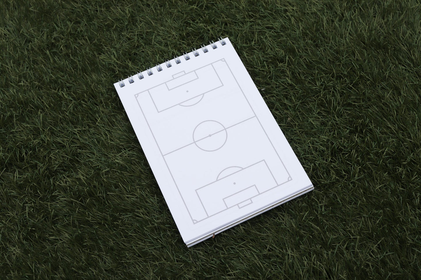 Allenatori Club Matchday Notepad pitch diagram page — tactical notes for grassroots football coaches